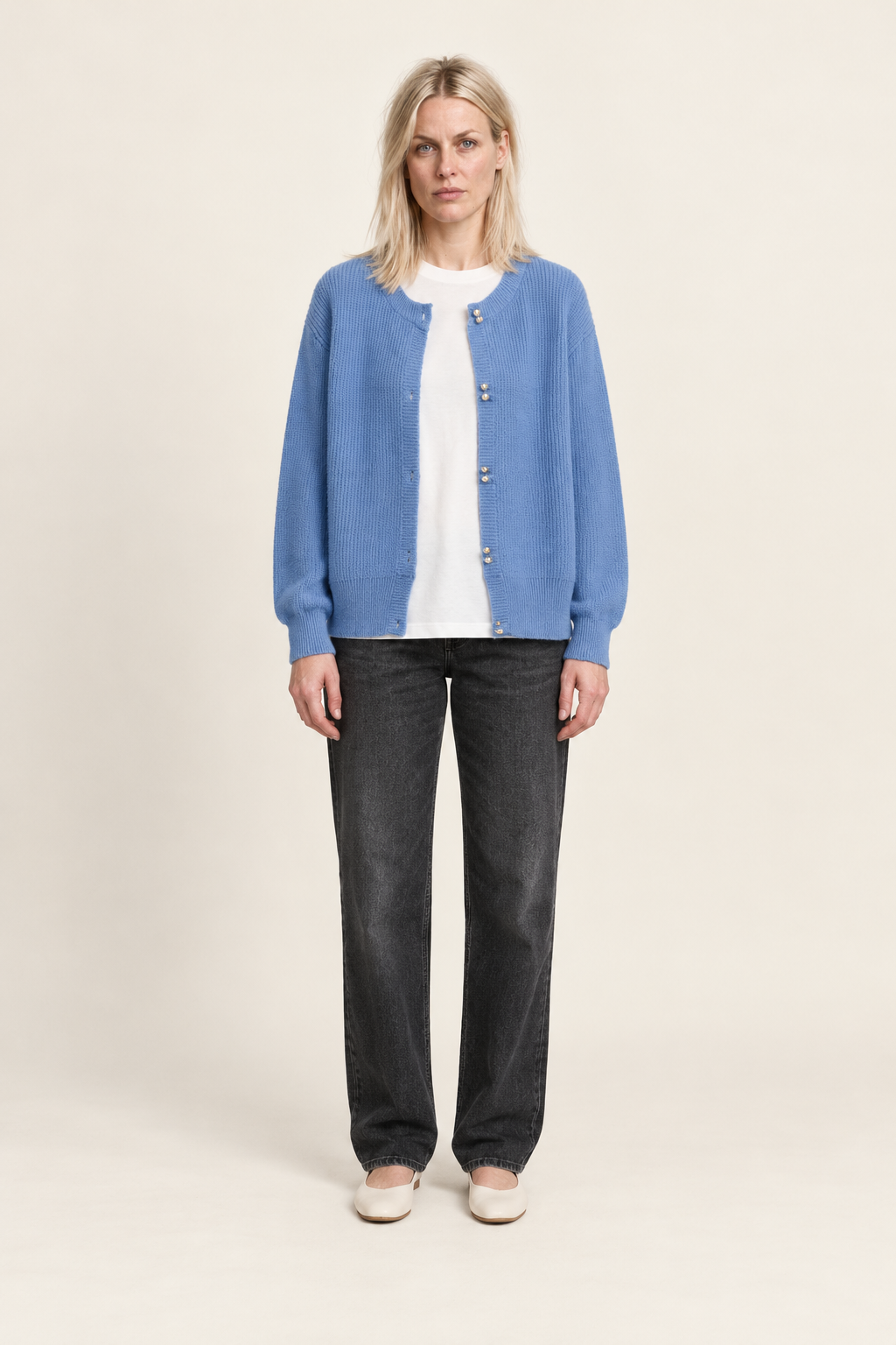 Auri | Ribbed Pearl Button Cardigan