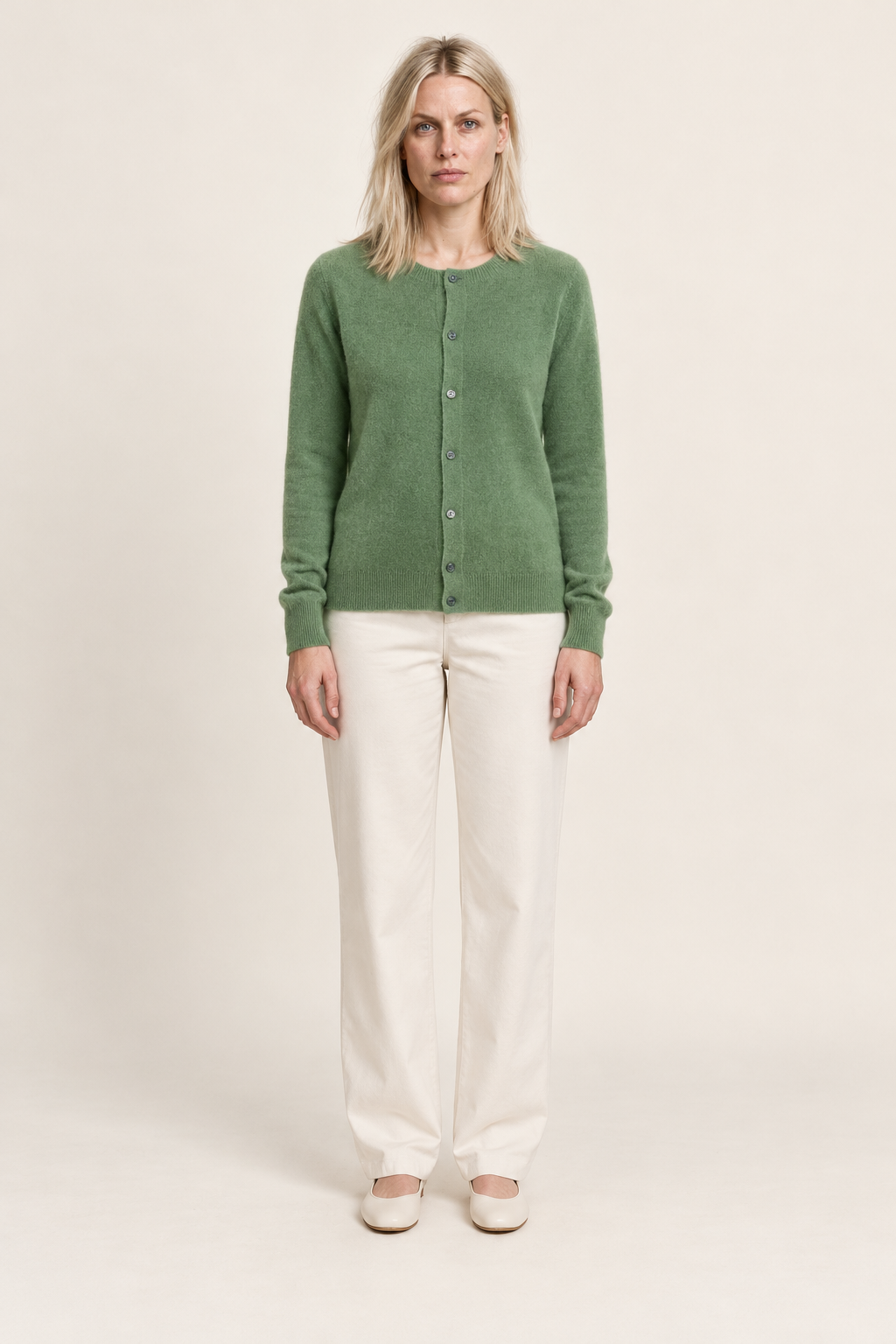 Lyxandria | Round Neck Button Cardigan