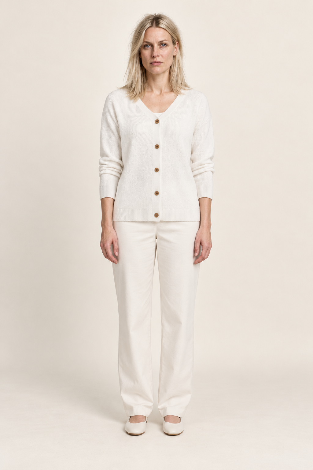 Wena | V-Neck Button-Front Cardigan