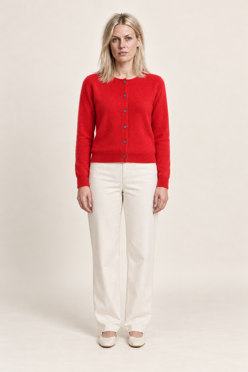 Lyxandria | Round Neck Button Cardigan