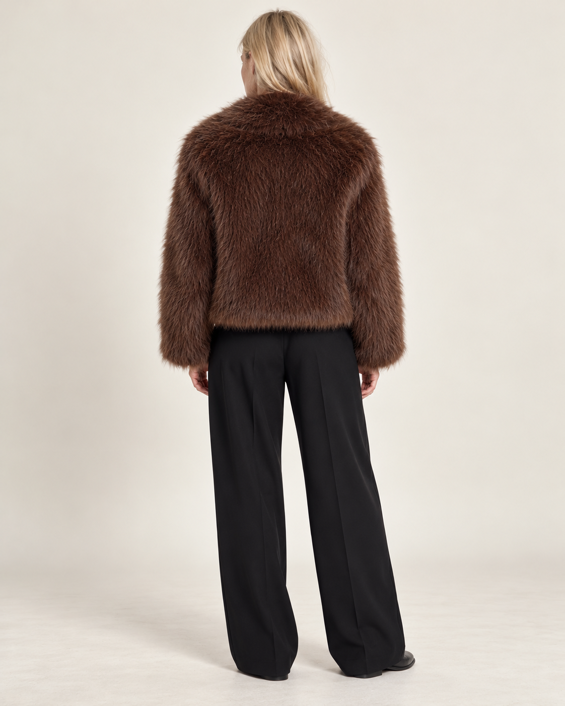 Gabrielle | Wide-Collar Shaggy Faux Fur Cropped Jacket