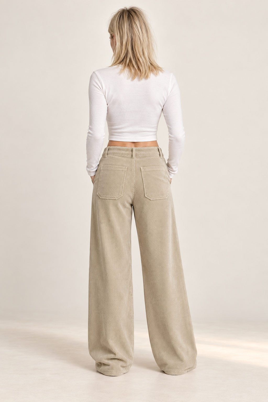 Neve | Patch-Pocket Wide-Leg Corduroy Trousers