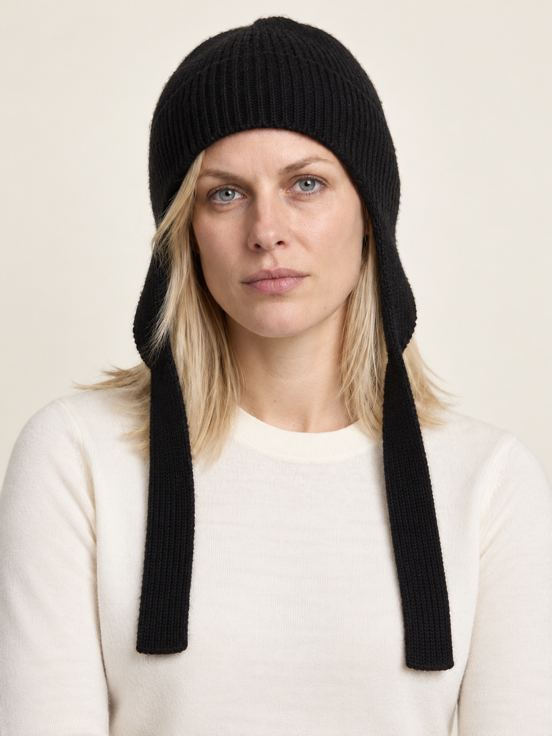 Ariadne | Ribbed Knit Tie-Up Earflap Hat