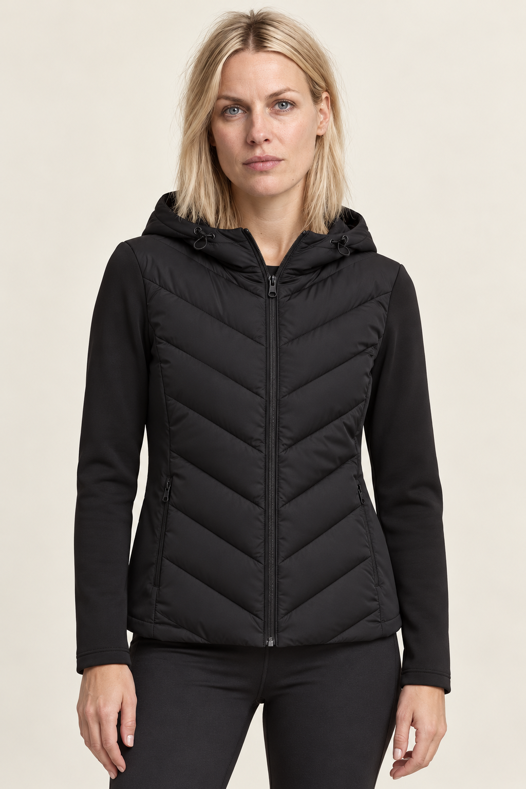 Jasna | Hooded Chevron-Quilted Hybrid Jacket