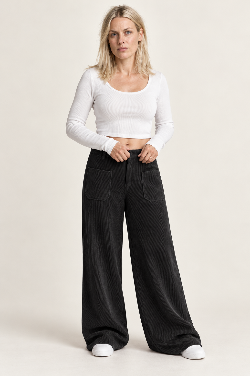 Neve | Patch-Pocket Wide-Leg Corduroy Trousers