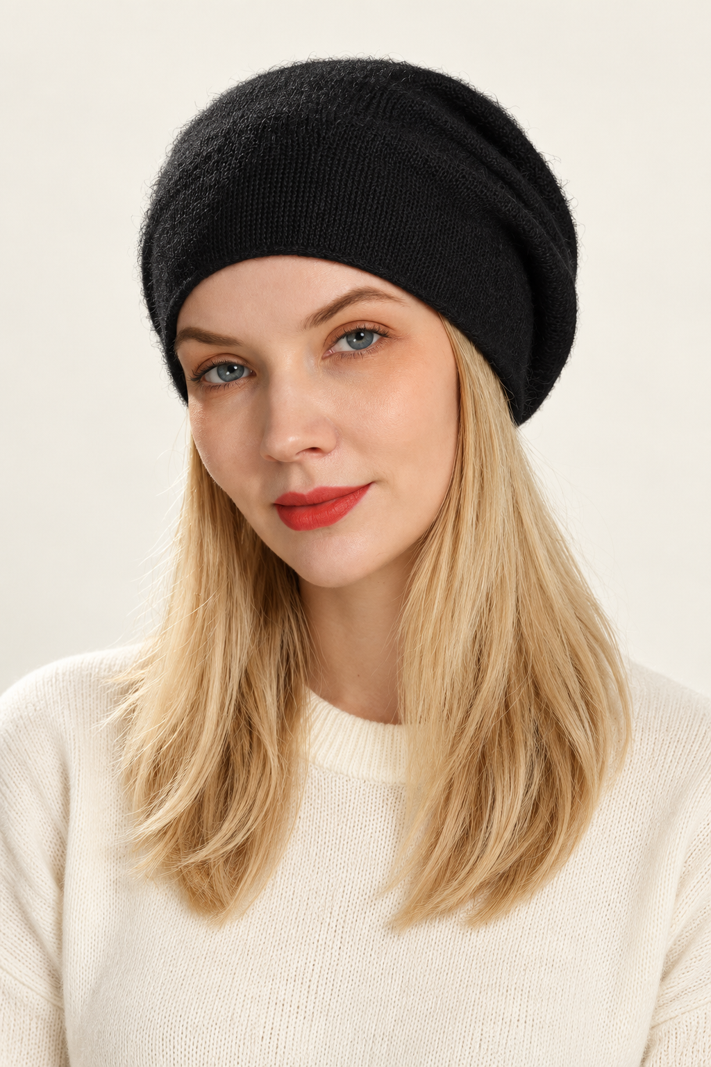 Antje | Slouchy Brushed-Knit Beanie