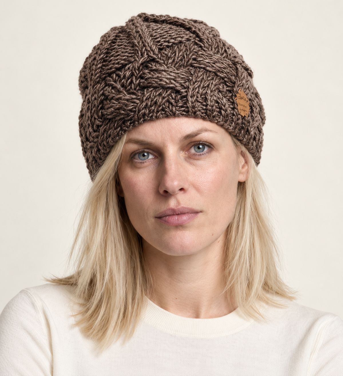 Antonella | Chunky Woven Cable-Knit Beanie