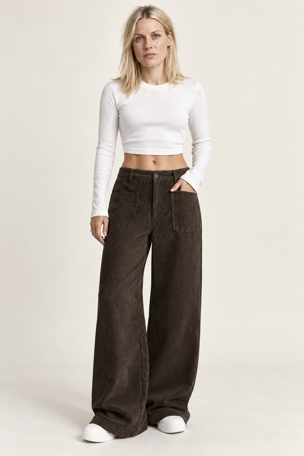 Neve | Patch-Pocket Wide-Leg Corduroy Trousers