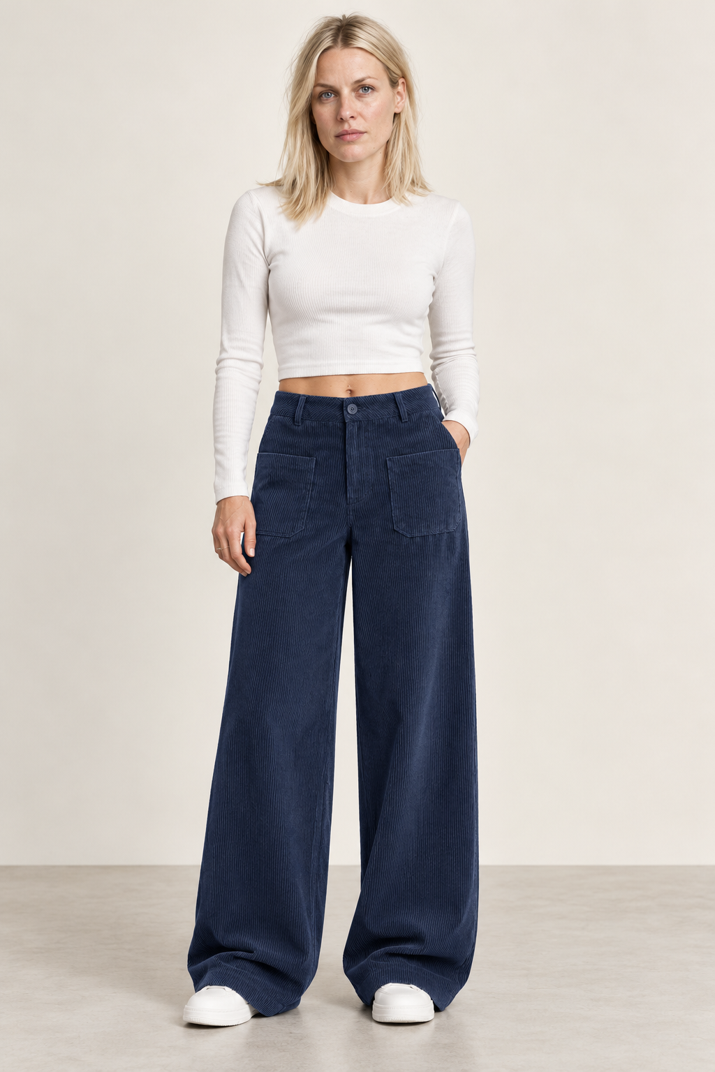 Neve | Patch-Pocket Wide-Leg Corduroy Trousers