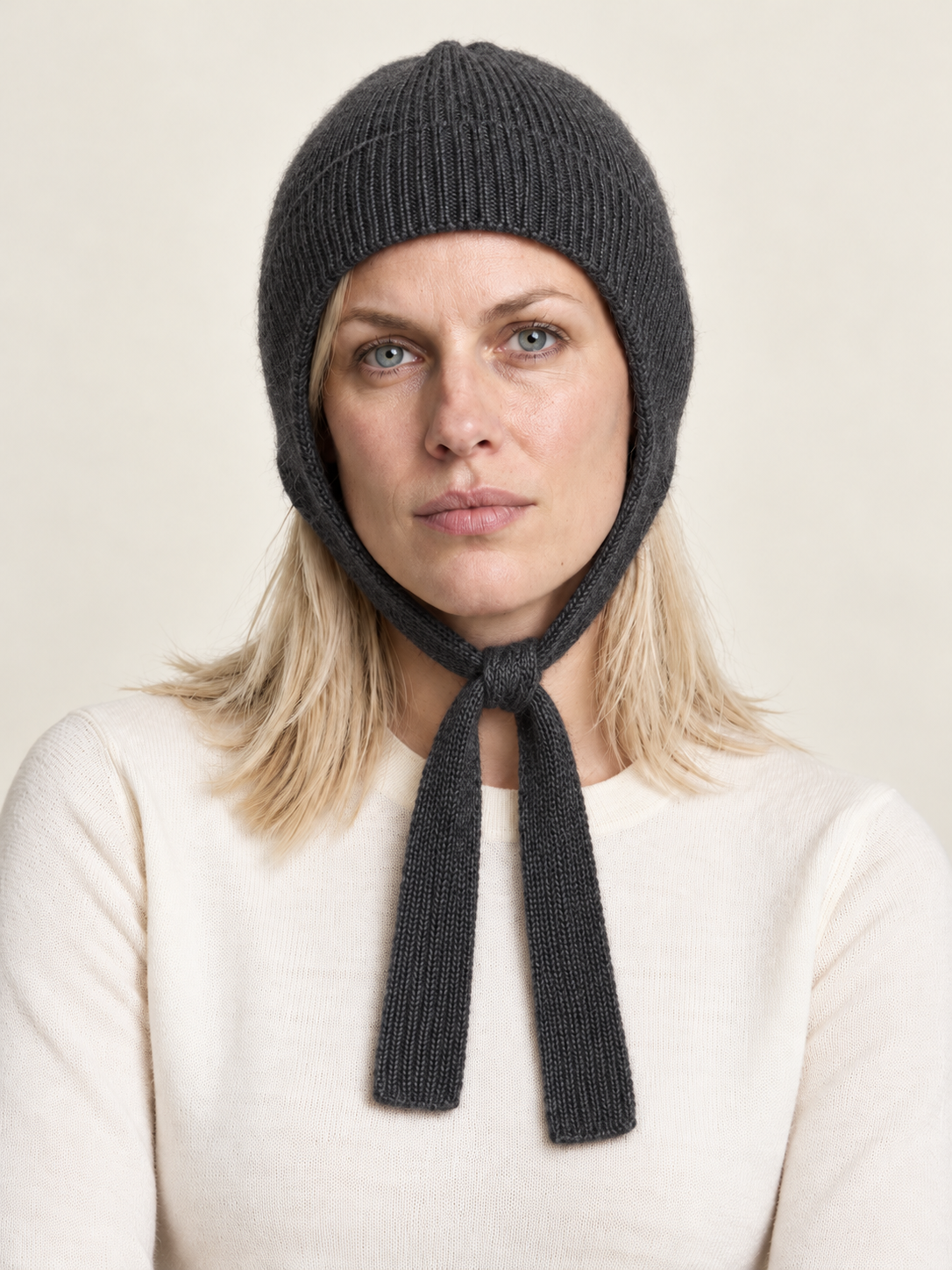 Ariadne | Ribbed Knit Tie-Up Earflap Hat