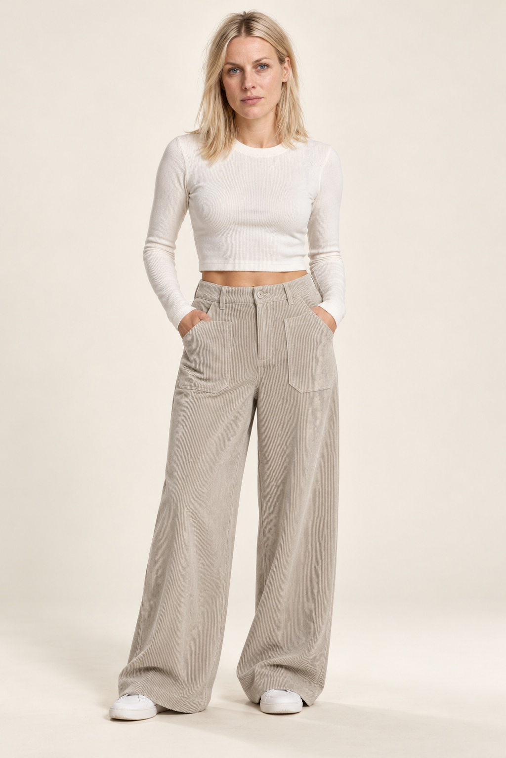 Neve | Patch-Pocket Wide-Leg Corduroy Trousers