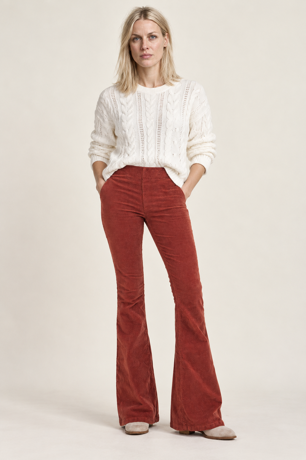 Ninon | High-Waisted Pull-On Corduroy Flare Pants