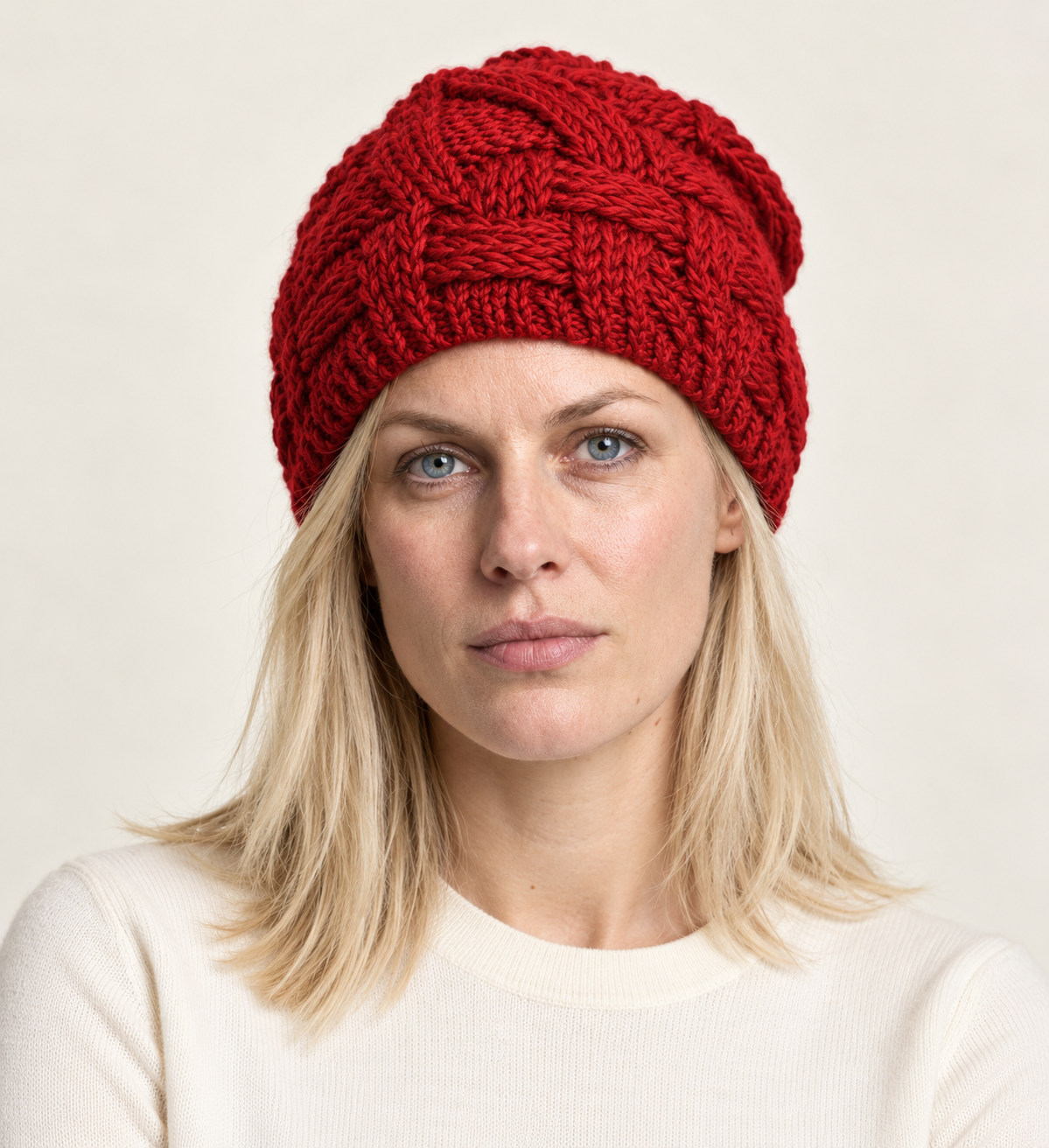 Antonella | Chunky Woven Cable-Knit Beanie