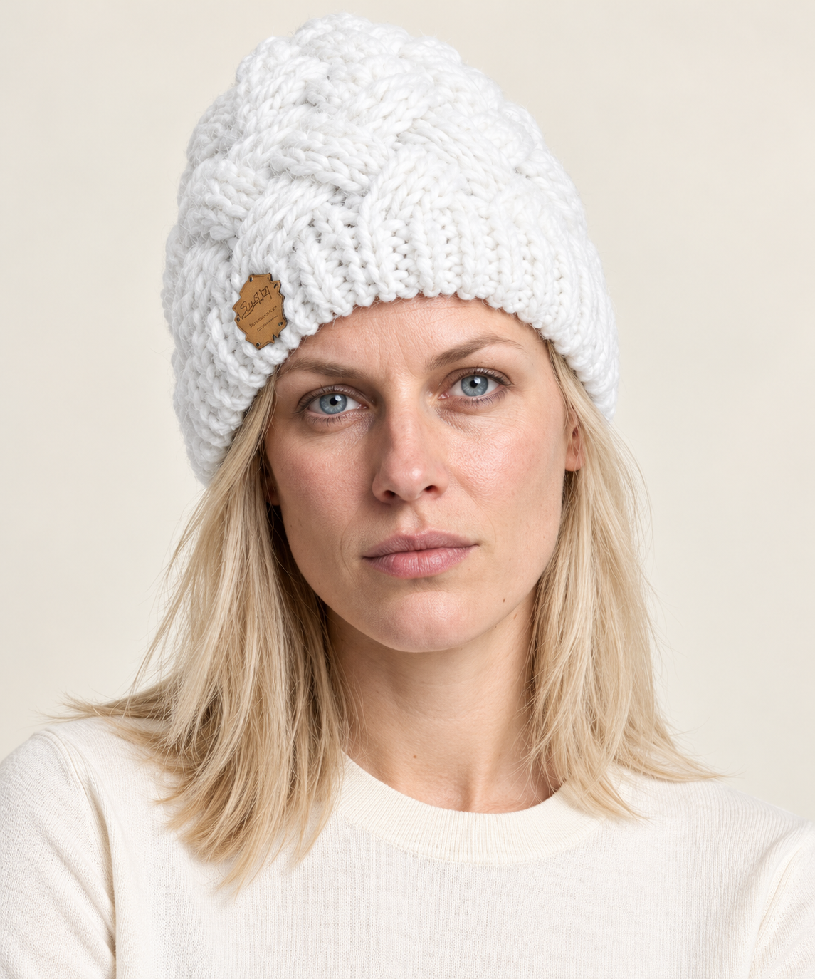 Antonella | Chunky Woven Cable-Knit Beanie