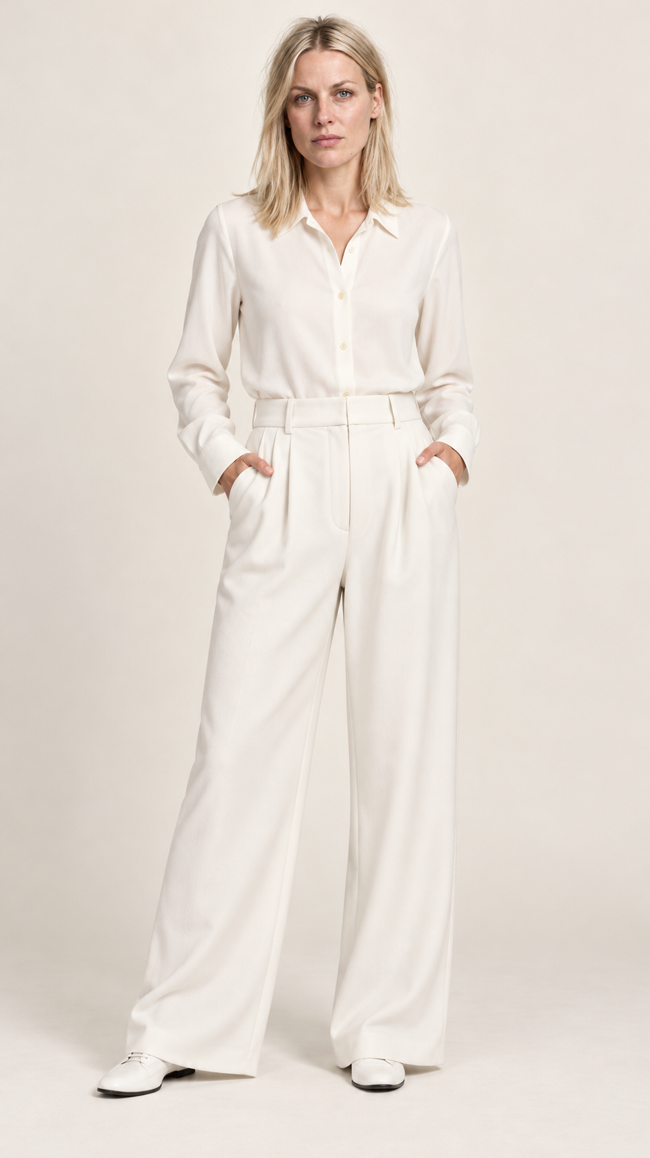 Riikka | High-Waisted Front-Pleat Wide-Leg Trousers
