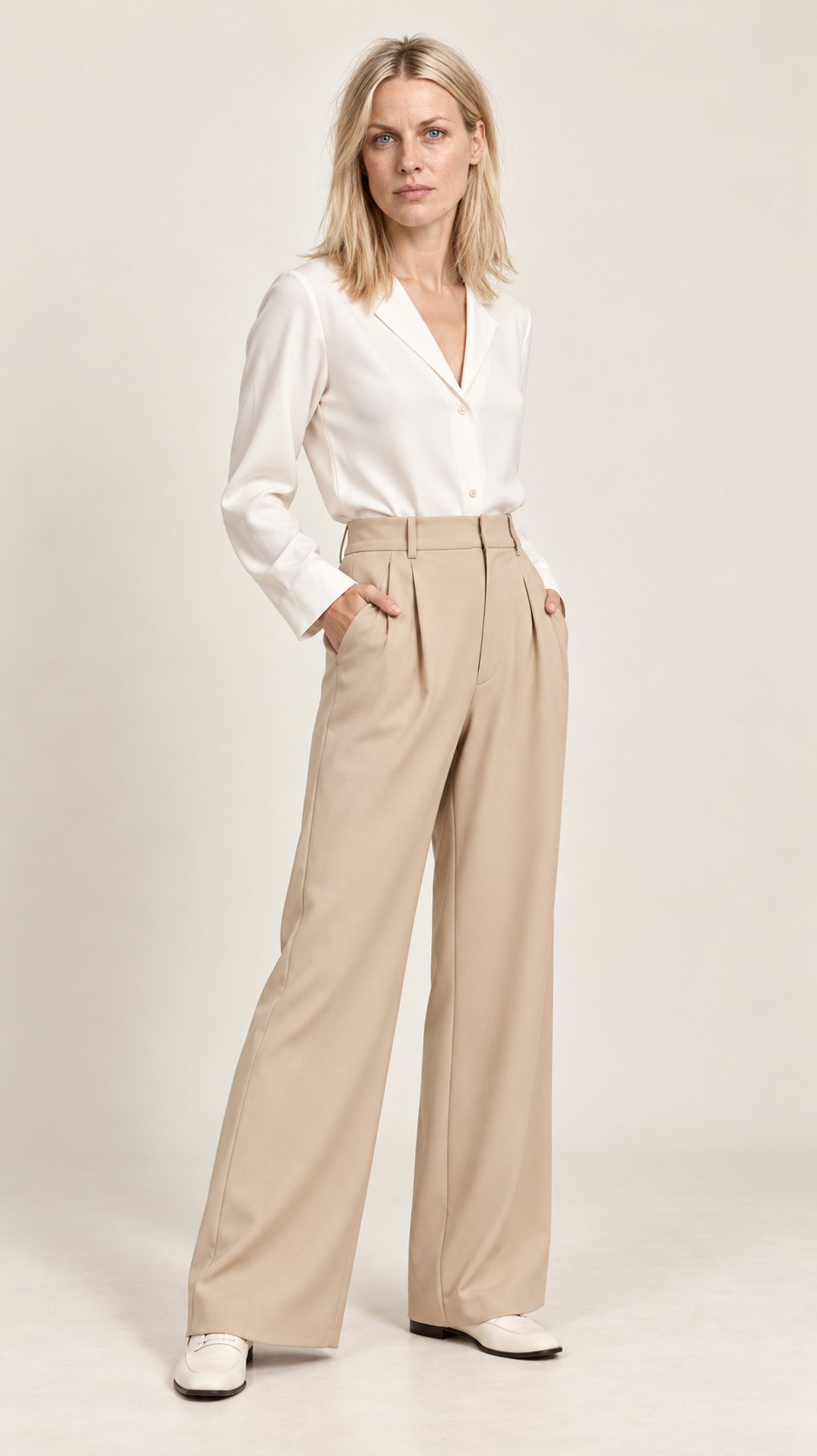 Riikka | High-Waisted Front-Pleat Wide-Leg Trousers