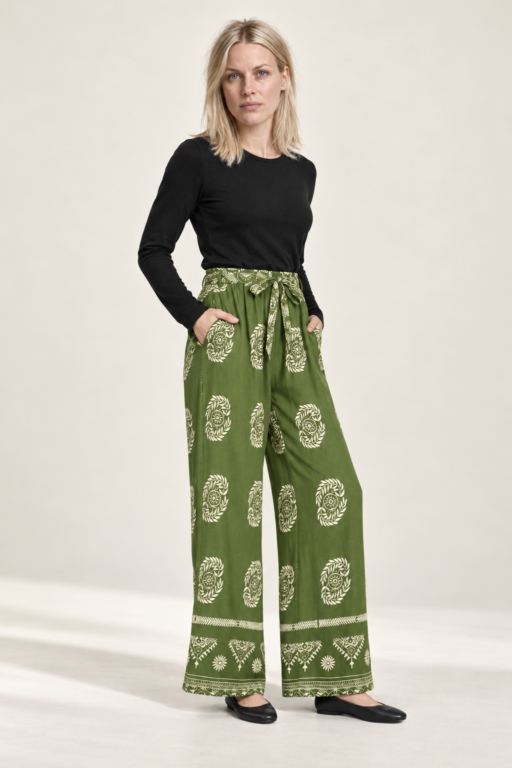 Silje | Floral Border-Print Tie-Waist Wide-Leg Pants